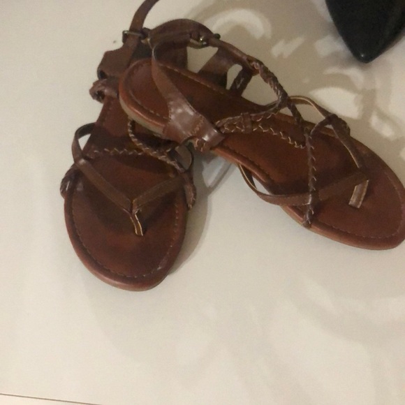 Huaraches - Picture 3 of 3